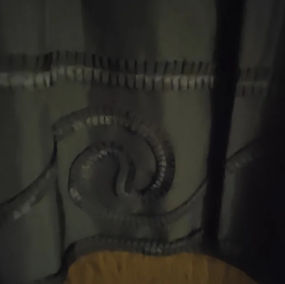 LOFT Black Taffeta Applique Skirt - Picture 3 of 5